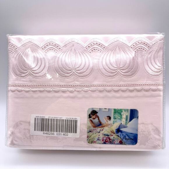 Valerie Interiors Blush Pink Scalloped Embroidered Edge Queen Sheet Set - New - Picture 6 of 6